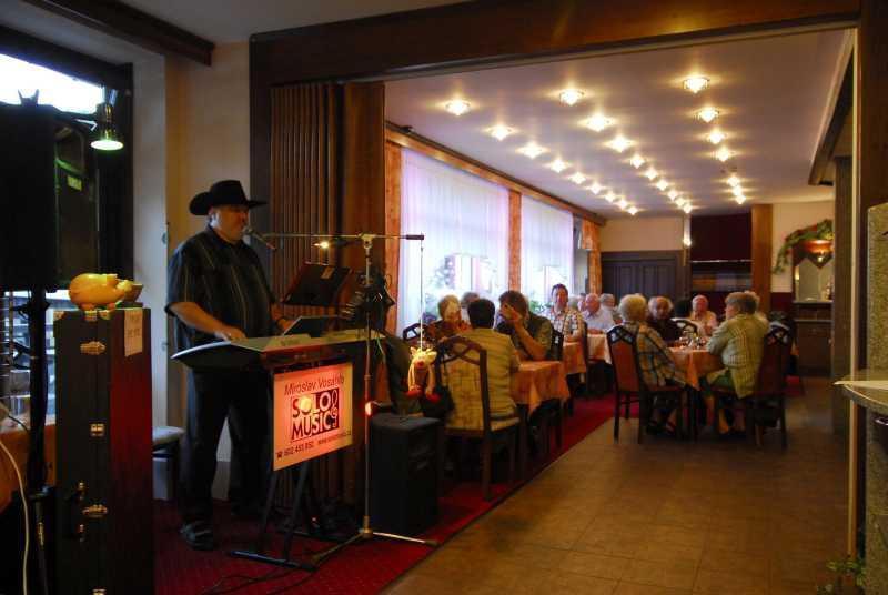 Hotel Prom Svoboda nad Úpou Kültér fotó