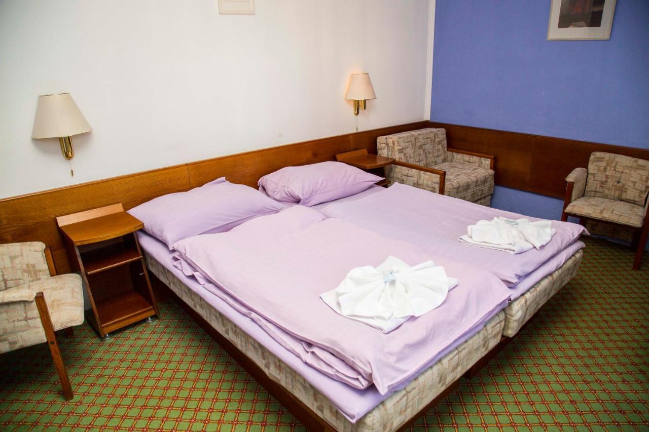 Hotel Prom Svoboda nad Úpou Kültér fotó